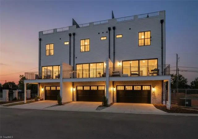 50th image of 3235 W Friendly Ave, Greensboro, NC 27408 | MLS# 1219990