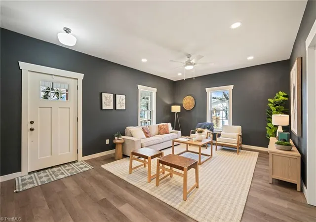 Photo 3 of Single family home for sale at 207 W Holt St, Burlington, NC 27217 | MLS# 1203147 | Listing updated on 2026-08-26