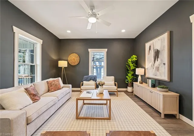 Photo 3 of Single family home for sale at 207 W Holt St, Burlington, NC 27217 | MLS# 1203147 | Listing updated on 2026-08-26