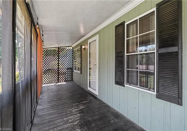 Photo 3 of Sale Pending at 326 Hudson Rd, Winston Salem, NC 27107 | MLS# 1229415 | Listing updated on 2026-08-11