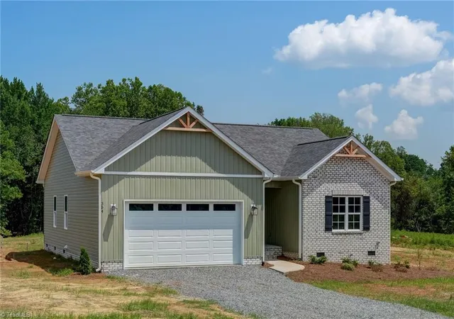 3rd image of 354 Cole Rd, Reidsville, NC 27320 | MLS# 1229948