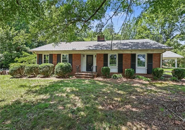 Photo 4 of Single family home for sale at 3063 Georgia Rd, Yadkinville, NC 27055 | MLS# 1226911 | Listing updated on 2026-09-16