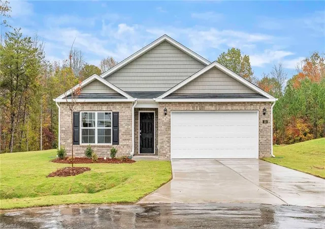 Photo 1 of Single family home for sale at 421 Owens Ridge Wy, Lexington, NC 27292 | MLS# 1233569 | Listing updated on 2026-08-27