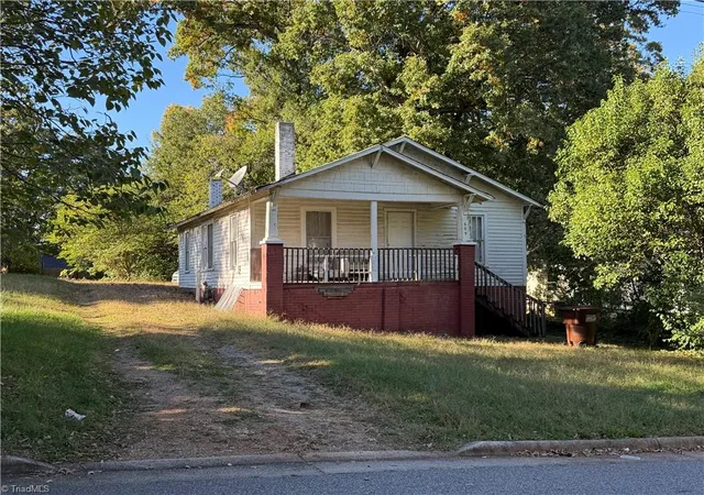 Single family home for sale at 609 Bridges Dr, High Point, NC 27262 | MLS# 1240117