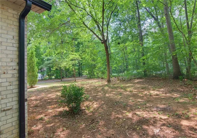 5th image of 246 Hunters Glen Dr, Summerfield, NC 27358 | MLS# 1226478
