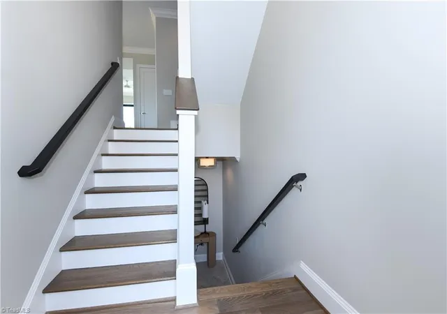 5th image of 3233 W Friendly Ave, Greensboro, NC 27408 | MLS# 1219992