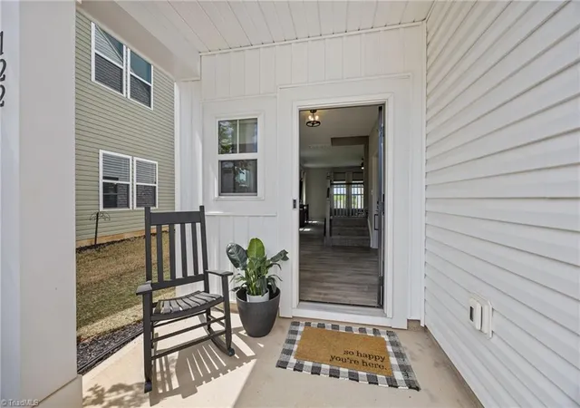 Photo 2 of Single family home for sale at 122 Slalom St, Statesville, NC 28677 | MLS# 1227779 | Listing updated on 2026-07-30