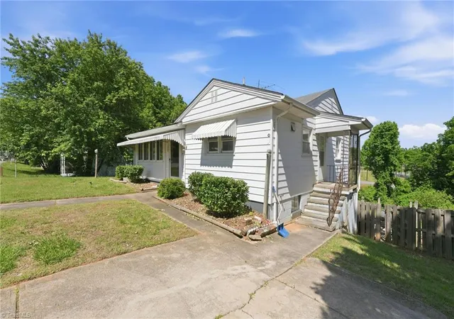 Homes for sale in Reidsville, NC | 1007 Lane St, Reidsville, NC 27320 | MLS# 1222838