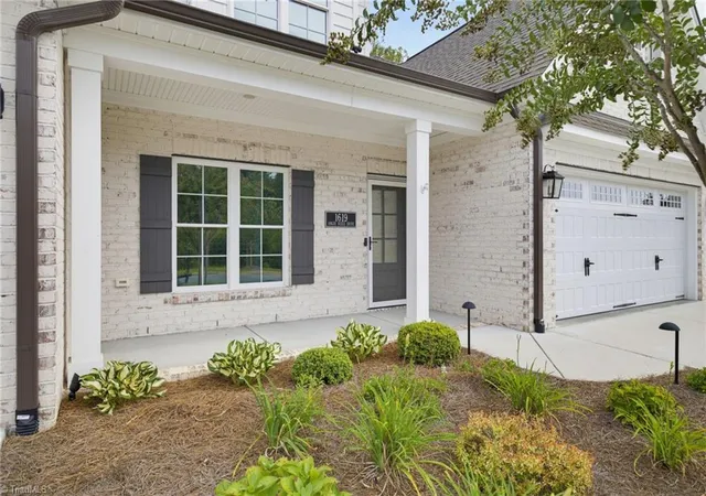 Photo 3 of Sale Pending at 1619 Angus Ridge Dr, Kernersville, NC 27284 | MLS# 1233859 | Listing updated on 2026-09-19
