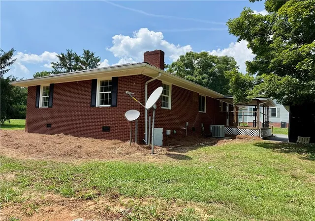 5th image of 2022 Wicker Lovell Rd, Randleman, NC 27317 | MLS# 1228210