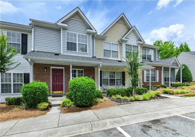 2nd image of 118 Malamute Ln, Greensboro, NC 27407 | MLS# 1223620