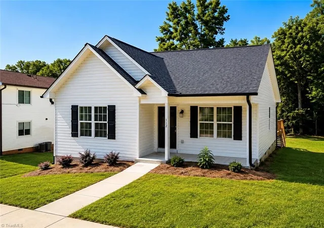 2nd image of 112 Taft St, Mayodan, NC 27027 | MLS# 1233021