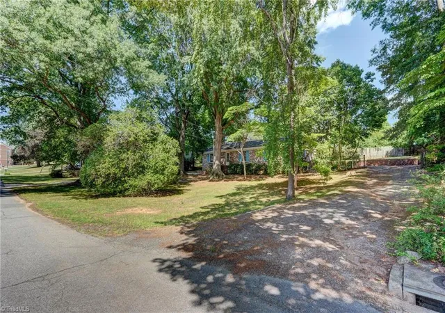 Homes for sale in Reidsville, NC | 1831 Pennrose Dr, Reidsville, NC 27320 | MLS# 1224196