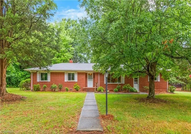 Photo 1 of Sale Pending at 5228 Weatherly Rd, Greensboro, NC 27406 | MLS# 1230437 | Listing updated on 2026-08-18