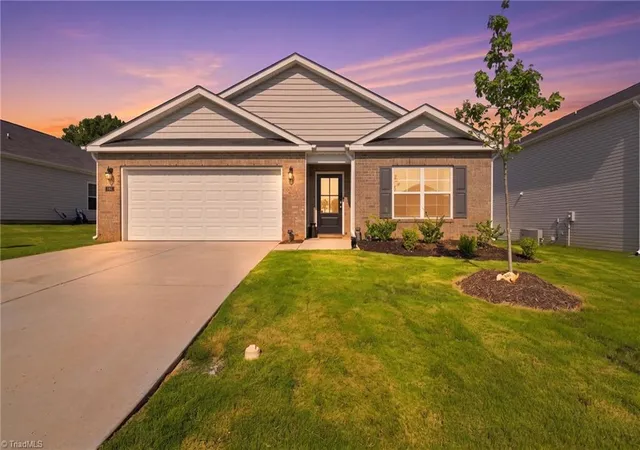 Photo 2 of Sale Pending at 141 Big Laurel Dr, Mocksville, NC 27028 | MLS# 1229634 | Listing updated on 2026-09-01