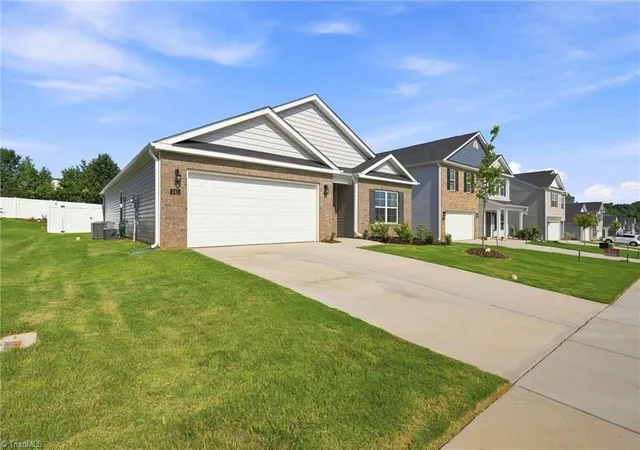 Photo 3 of Sale Pending at 141 Big Laurel Dr, Mocksville, NC 27028 | MLS# 1229634 | Listing updated on 2026-09-01