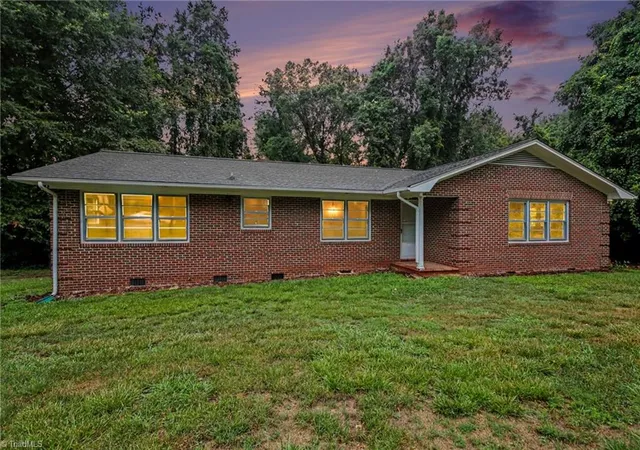 Homes for sale in Randleman, NC | 1153 Heathwood Rd, Randleman, NC 27317 | MLS# 1225854