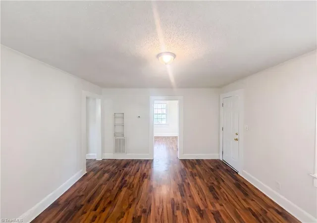 Photo 3 of Single family home for sale at 920 Elm St, Burlington, NC 27217 | MLS# 1228389 | Listing updated on 2026-09-19