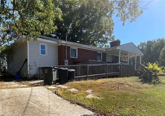 Photo 2 of Single family home for sale at 751 Jennifer St, Greensboro, NC 27401 | MLS# 1199835 | Listing updated on 2026-05-02