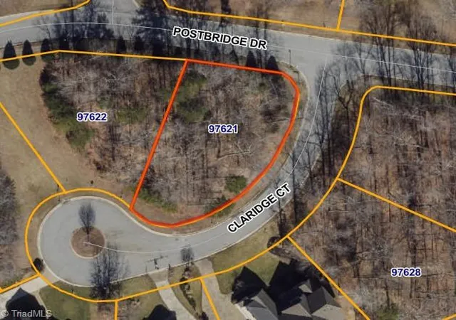 1st image of 2 Claridge Ct, Greensboro, NC 27407 | MLS# 1052594