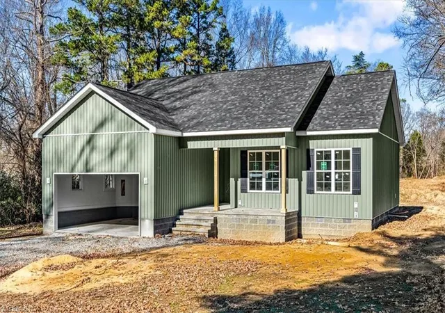 Homes for sale in Thomasville, NC | 125 Albertson Rd, Thomasville, NC 27360 | MLS# 1204294