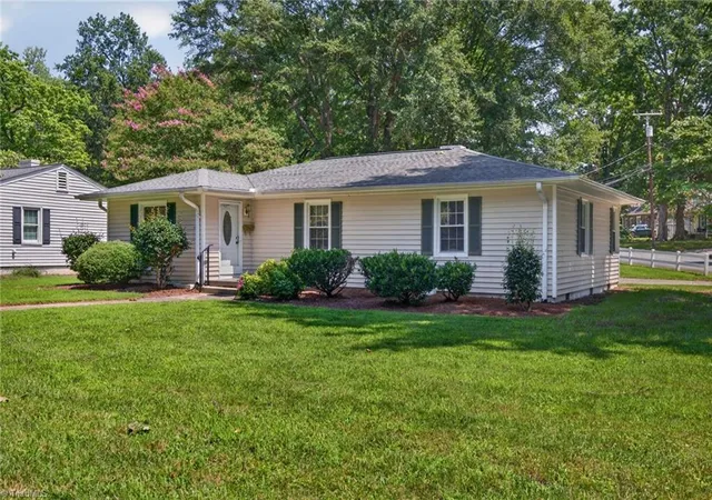 Photo 2 of Single family home for sale at 1115 E Willowbrook Dr, Burlington, NC 27215 | MLS# 1231414 | Listing updated on 2026-08-16