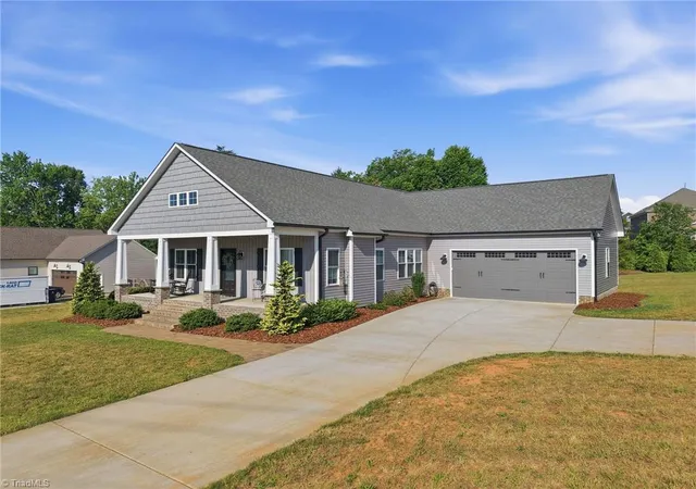 Homes for sale in Stokesdale, NC | 7879 Eversfield Rd, Stokesdale, NC 27357 | MLS# 1225427
