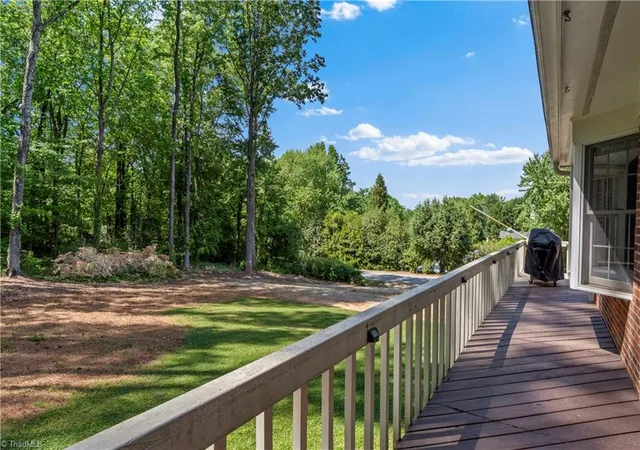 38th image of 500 Knob View Dr, Winston Salem, NC 27104 | MLS# 1217455