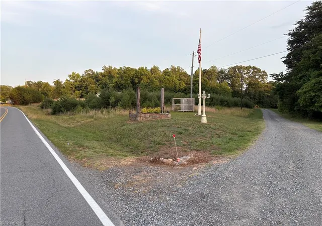 Homes for sale in Reidsville, NC | 544 Brooks Rd, Reidsville, NC 27320 | MLS# 1225107