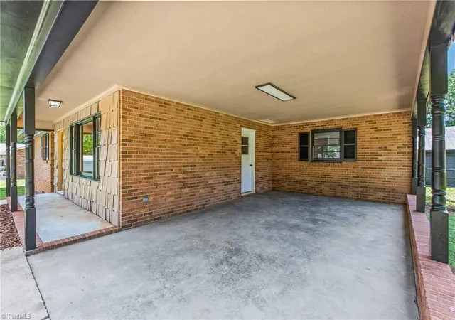 Photo 2 of Single family home for sale at 117 Hinshaw Ave, Yadkinville, NC 27055 | MLS# 1234027 | Listing updated on 2026-09-04