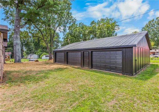 Photo 3 of Single family home for sale at 117 Hinshaw Ave, Yadkinville, NC 27055 | MLS# 1234027 | Listing updated on 2026-09-04