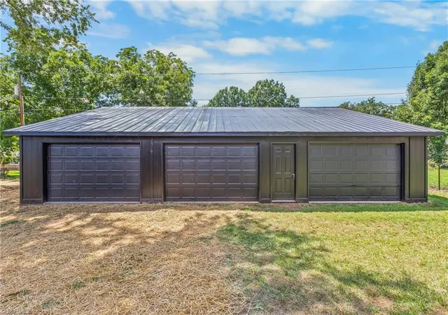 Photo 3 of Sale Pending at 117 Hinshaw Ave, Yadkinville, NC 27055 | MLS# 1234027 | Listing updated on 2026-09-27