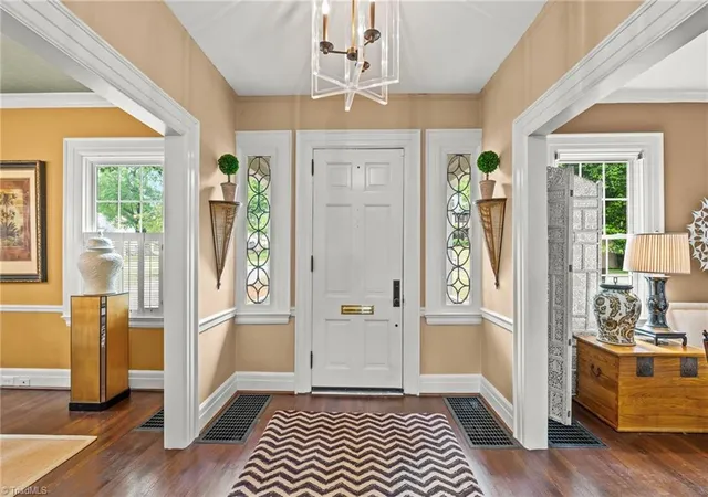 4th image of 405 Edgedale Dr, High Point, NC 27262 | MLS# 1219036
