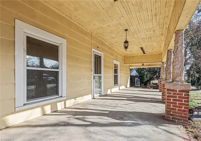 5th image of 505 S Main Gq St, Salisbury, NC 28144 | MLS# 1218893