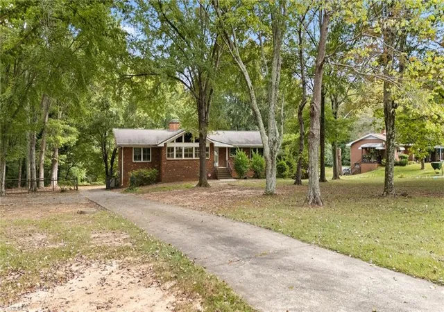 Photo 3 of Sale Pending at 4741 Pine Hall Rd, Walkertown, NC 27051 | MLS# 1231219 | Listing updated on 2026-09-04