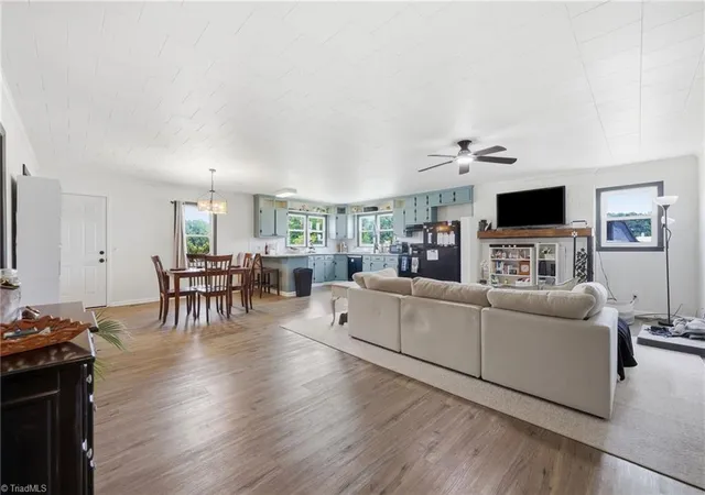 Photo 3 of Single family home for sale at 908 Boone Rd, Burlington, NC 27217 | MLS# 1226659 | Listing updated on 2026-08-13