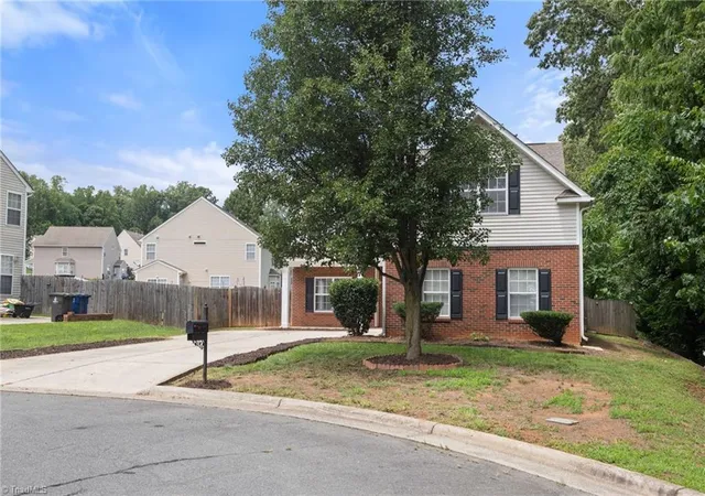Photo 2 of Single family home for sale at 5560 Frances Ct, Winston Salem, NC 27105 | MLS# 1228809 | Listing updated on 2026-09-10