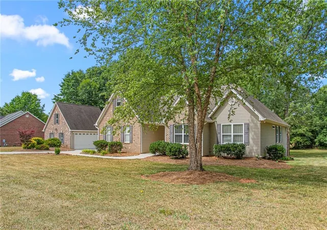 Homes for sale in Stokesdale, NC | 8475 Hunting Ct, Stokesdale, NC 27357 | MLS# 1224084