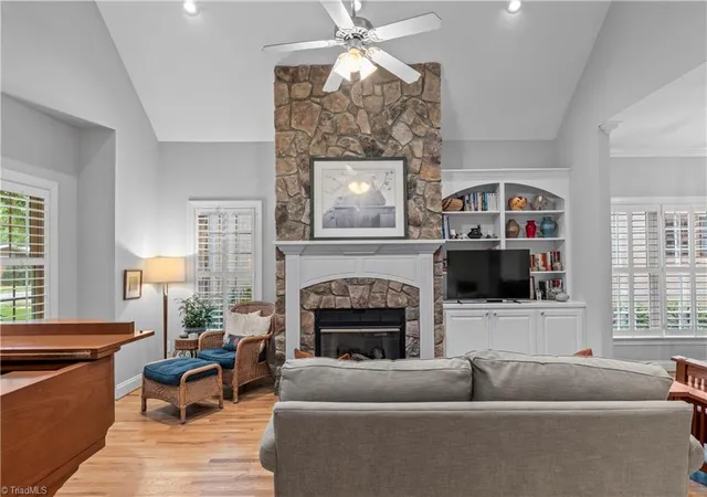 Photo 3 of Sale Pending at 3371 York Rd, Winston Salem, NC 27106 | MLS# 1230109 | Listing updated on 2026-09-14
