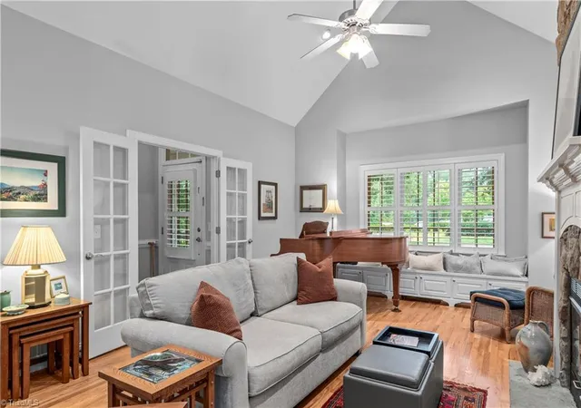 Photo 4 of Sale Pending at 3371 York Rd, Winston Salem, NC 27106 | MLS# 1230109 | Listing updated on 2026-09-14