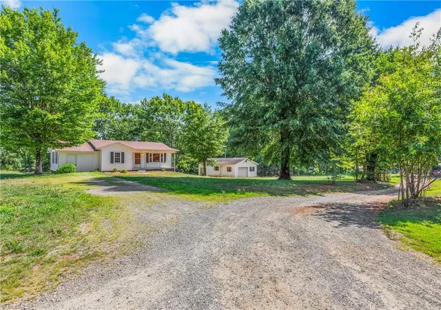 3rd image of 2832 Sizemore Rd, Yadkinville, NC 27055 | MLS# 1226650