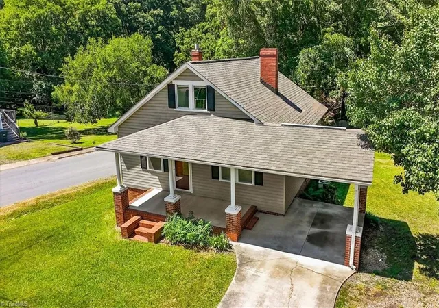 3rd image of 1025 Lawson St, Eden, NC 27288 | MLS# 1229766