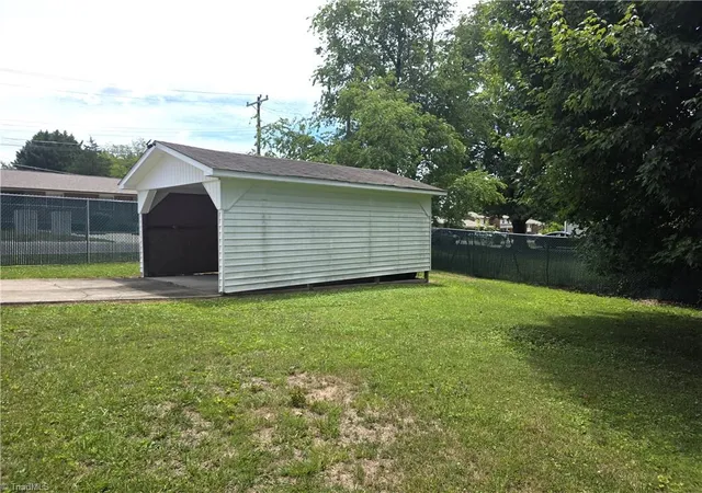 Homes for sale in Mount Airy, NC | 350 Linville Rd, Mount Airy, NC 27030 | MLS# 1225397