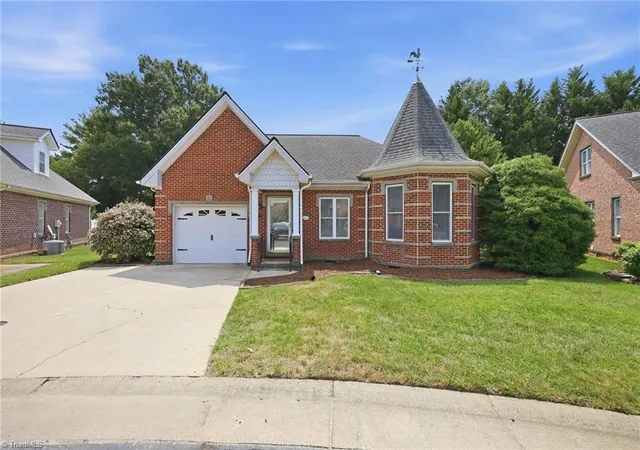 2nd image of 516 Leston Gilbert Dr, Kernersville, NC 27284 | MLS# 1232865