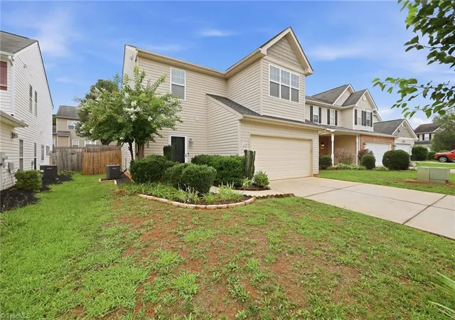 40th image of 6715 Winners Dr, Whitsett, NC 27377 | MLS# 1230414