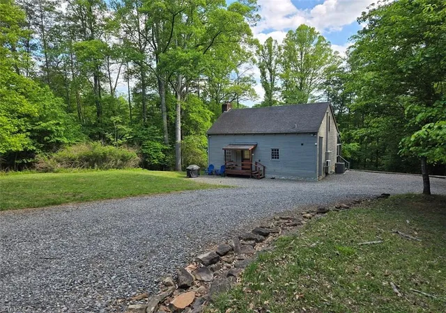 Homes for sale in Westfield, NC | 1984 Horseshoe Rd, Westfield, NC 27053 | MLS# 1219954