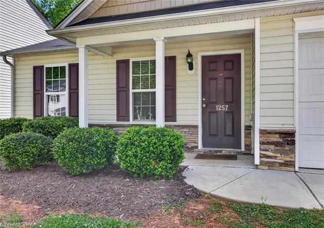 Photo 3 of Sale Pending at 1257 Stonefield Xing Ct, Winston Salem, NC 27107 | MLS# 1228416 | Listing updated on 2026-08-24