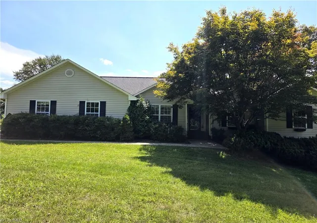Photo 1 of Single family home for sale at 1701 Greenhill Rd, Mount Airy, NC 27030 | MLS# 1234116 | Listing updated on 2026-08-31