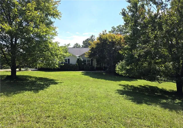Photo 2 of Single family home for sale at 1701 Greenhill Rd, Mount Airy, NC 27030 | MLS# 1234116 | Listing updated on 2026-08-31