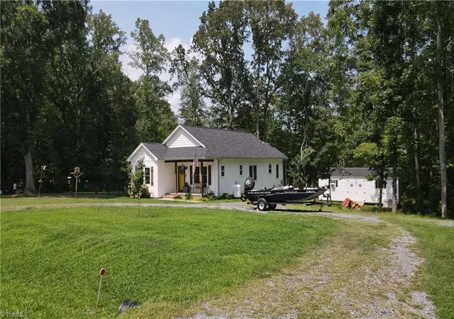 Photo 3 of Sale Pending at 159 Overland Trl, Stoneville, NC 27048 | MLS# 1231117 | Listing updated on 2026-10-01